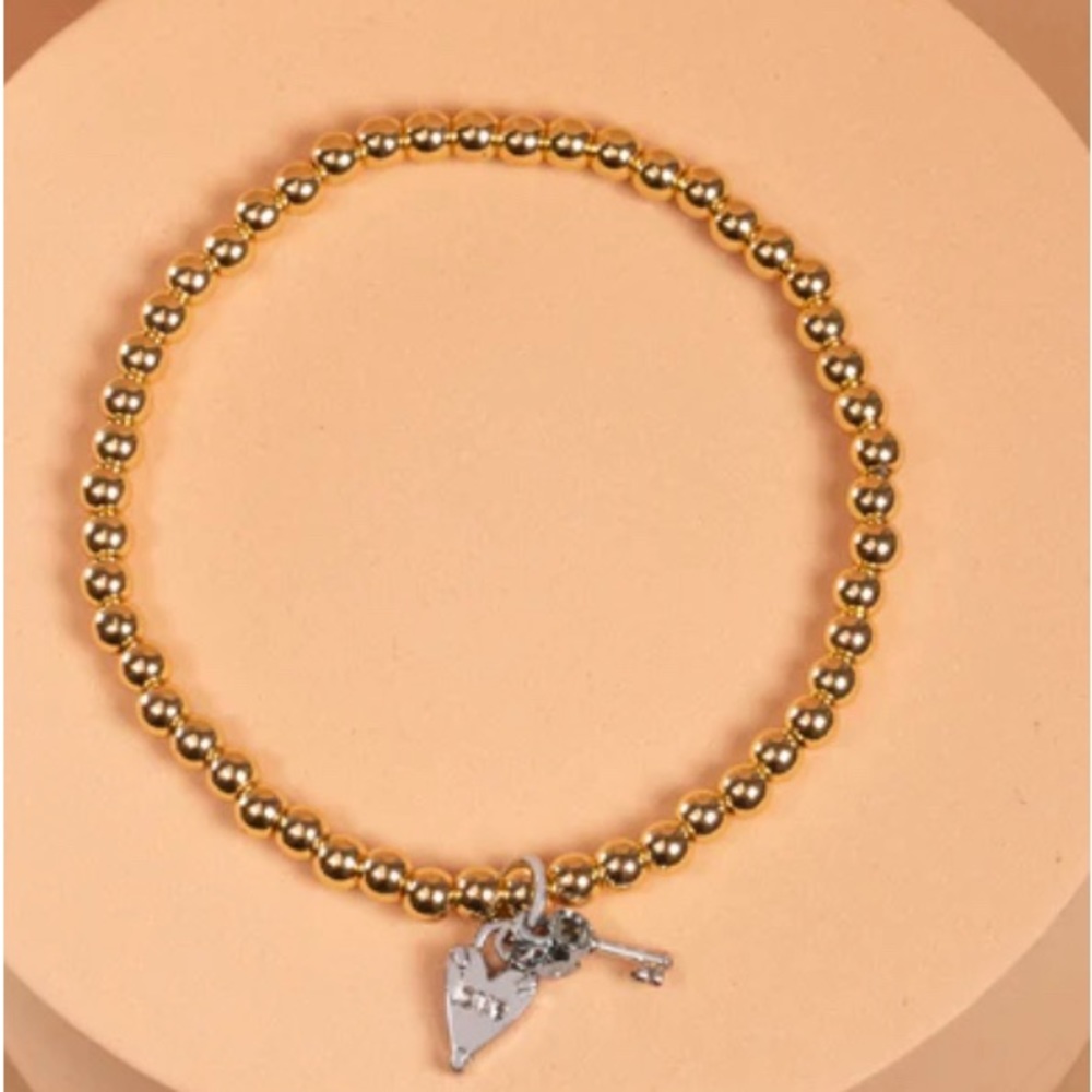 Love beaded stretch bracelet